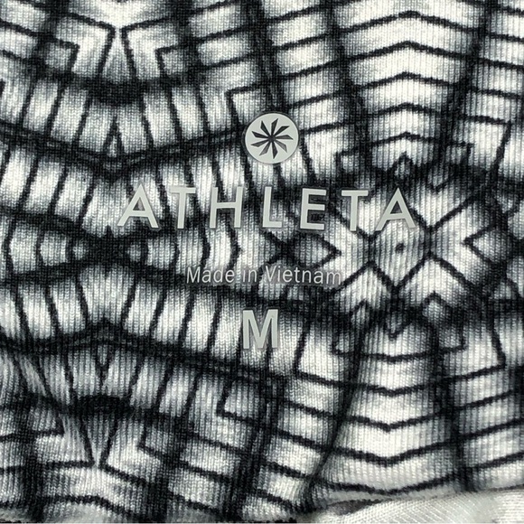 Athleta cropped leggings black white grey geometric kaleidoscope print M - Picture 5 of 8